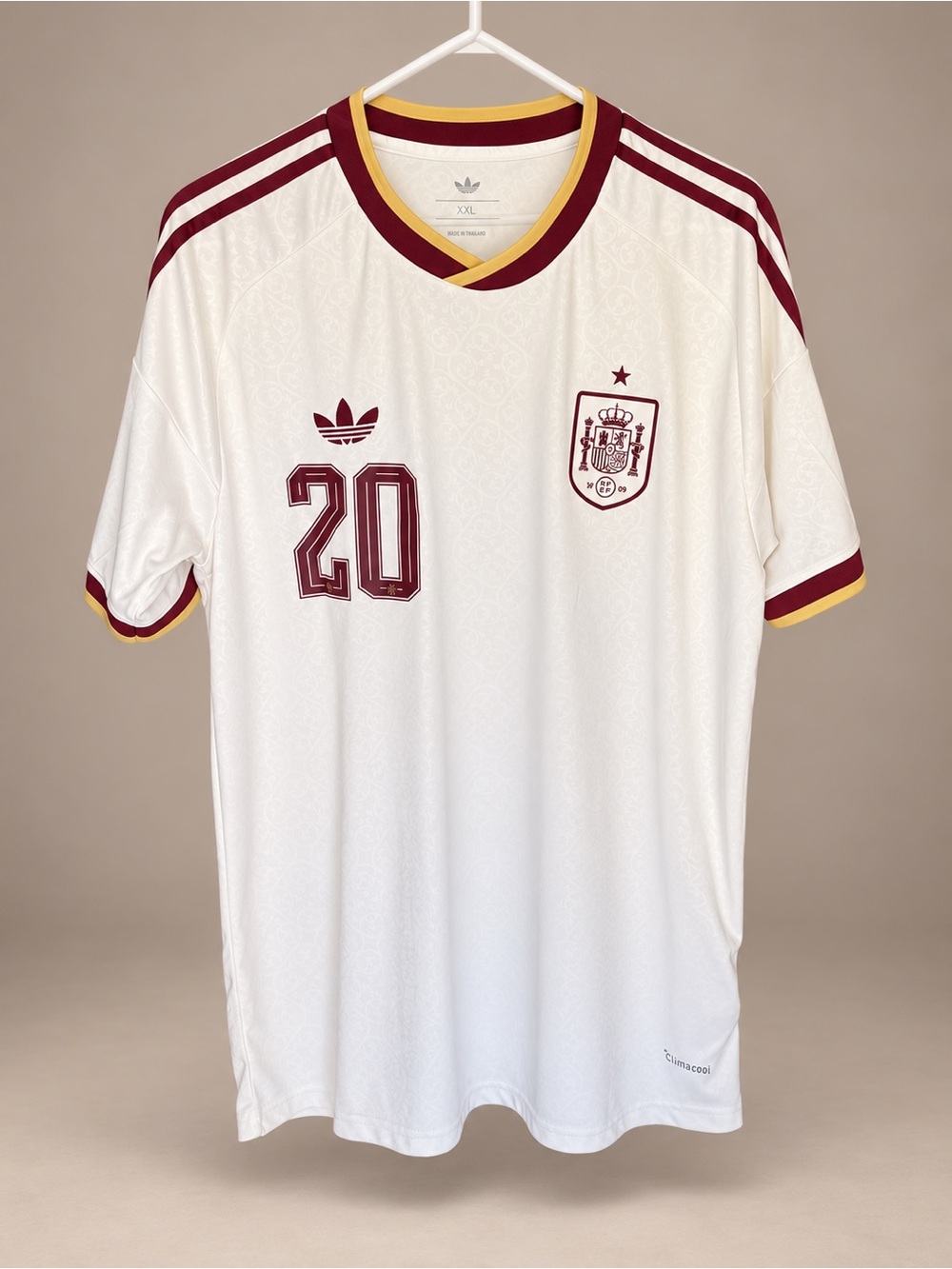Adidas Spain 2026 Away Pedri #20 World Cup Soccer Jersey Men's XL